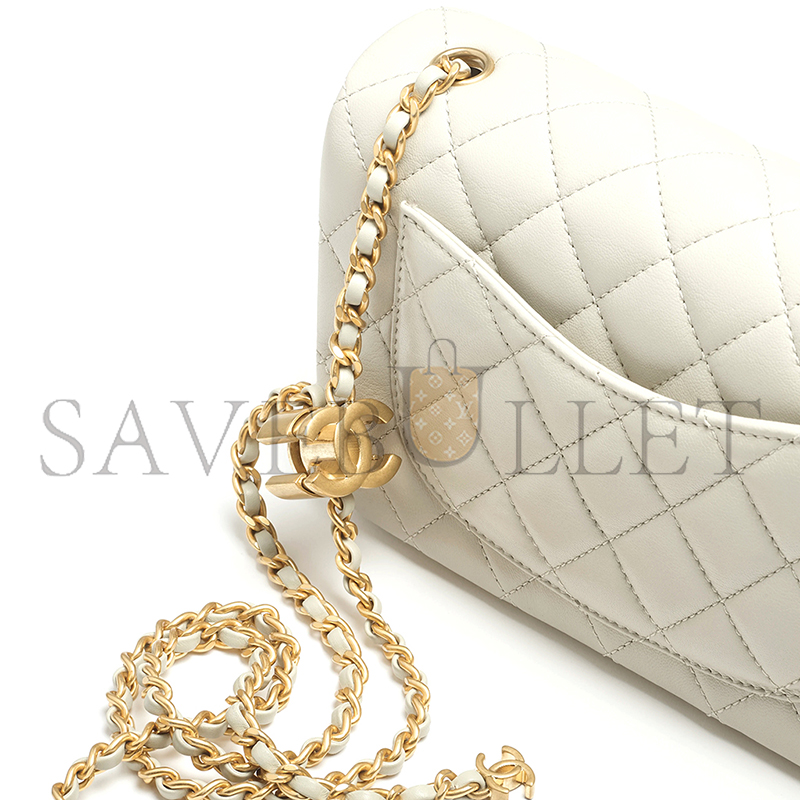 CHANEL MINI FLAP BAG SHINY LANBSKIN AS5759 (20*13*7cm)